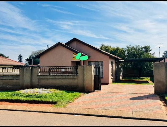 2 BEDROOM HOUSE FOR SALE IN DAWN PARK
